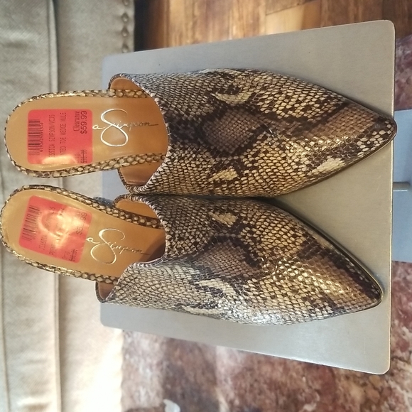 Jessica Simpson Heilo mule - Picture 2 of 6